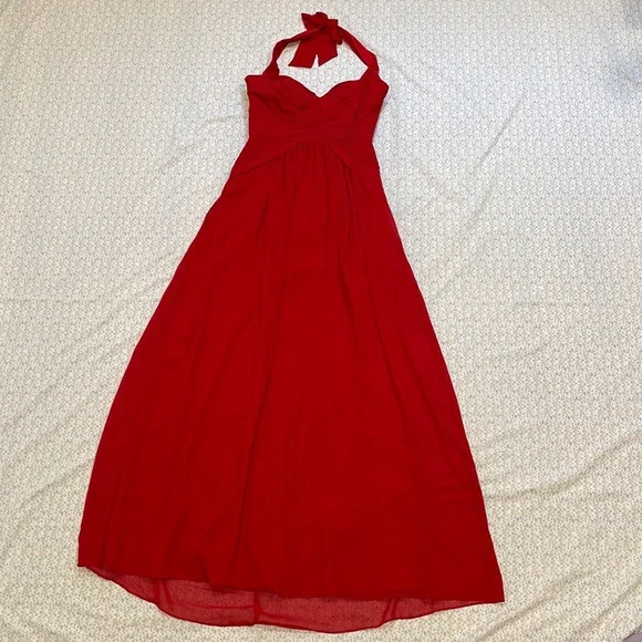 BCBG Maxazria - Red Evening Gown, size 4P BCBG Maxazria - Red Evening Gown, size 4P